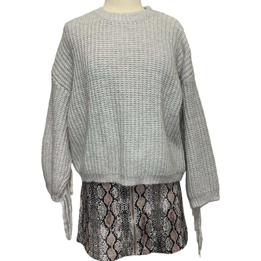 Soft gray oversized sweater with fringe